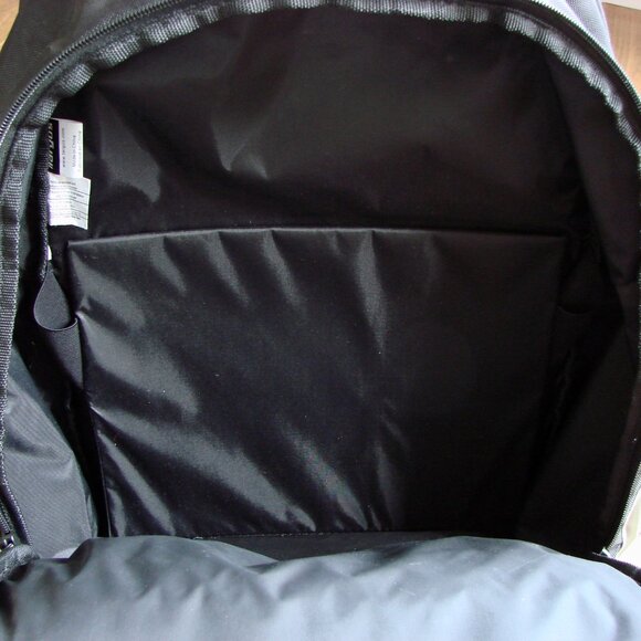 Targus Backpack Computer Laptop Business Travel Student Bag Excellent Like NEW - Picture 9 of 11